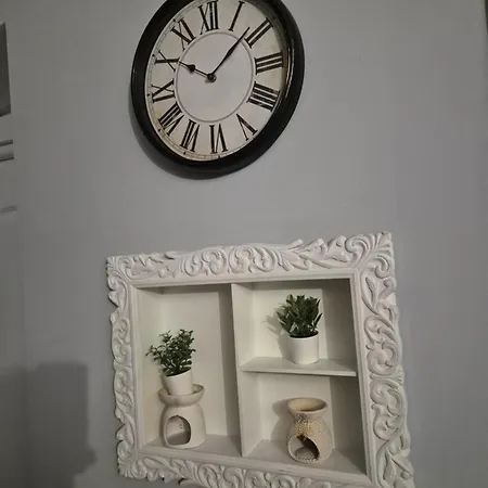 Masha Luxury New In The Center Apartment Craiova
